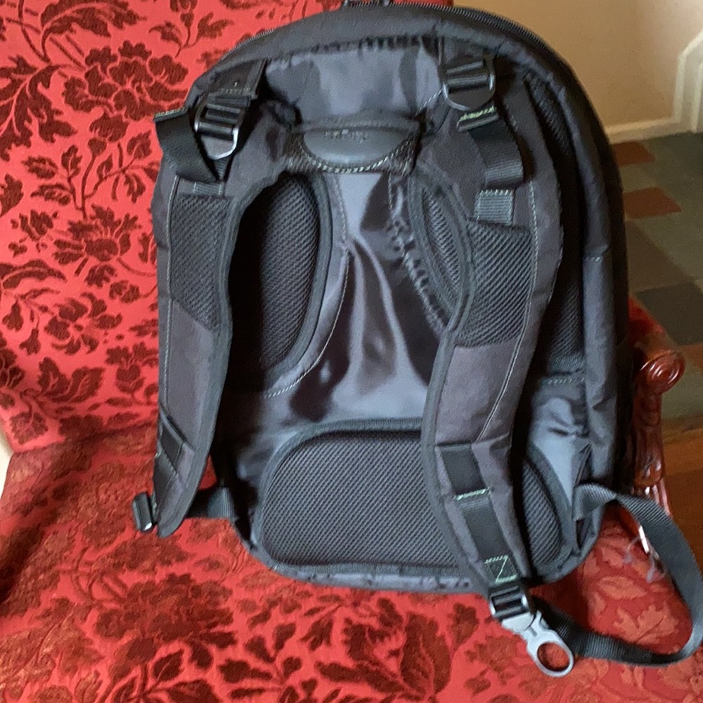 Targus Black Backpack - image 3